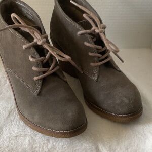 White Mountain Brown Ankle Booties with Timeless Appeal